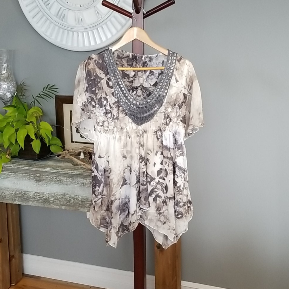 Super comfy blouse
